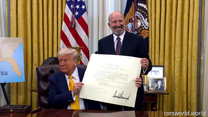 Chiede un'indagine dopo che il segretario al commercio di Trump esorta gli spettatori di Fox ad acquistare azioni Tesla / Carscoops